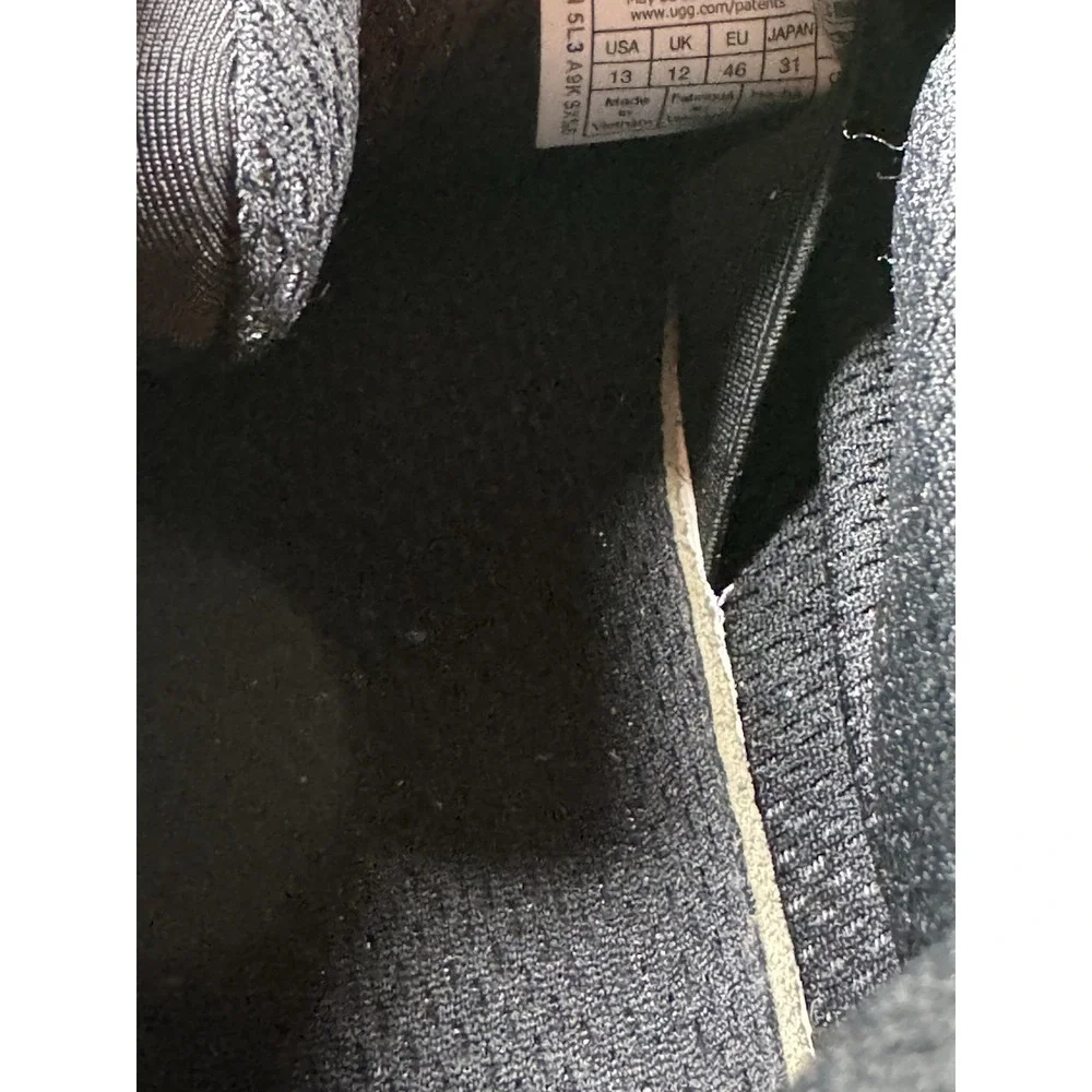 UGG M LO LOWMEL Men's Black Suede Lace Up Sneakers Round Toe Size 13 1169493